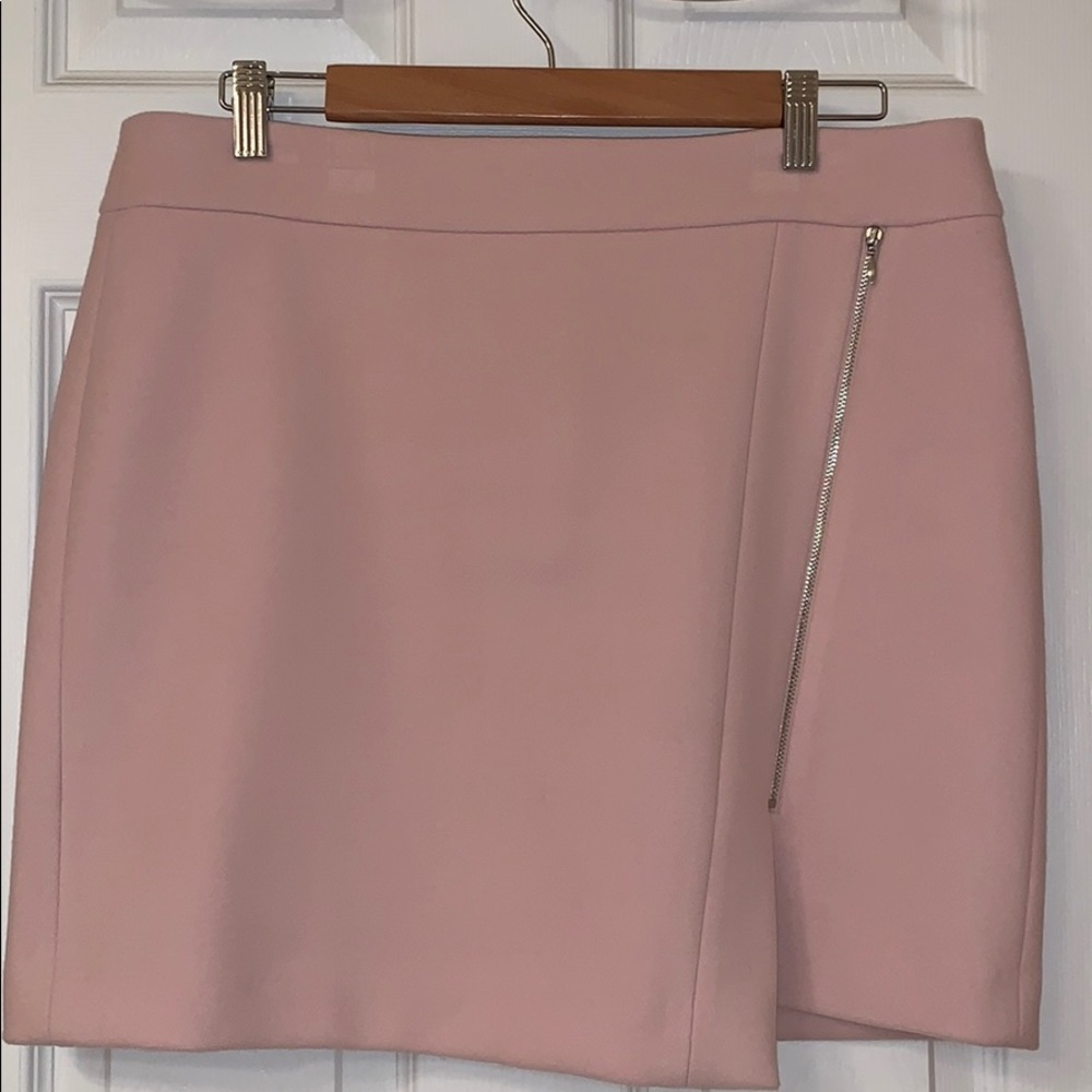 Light pink White House Black Market skirt
